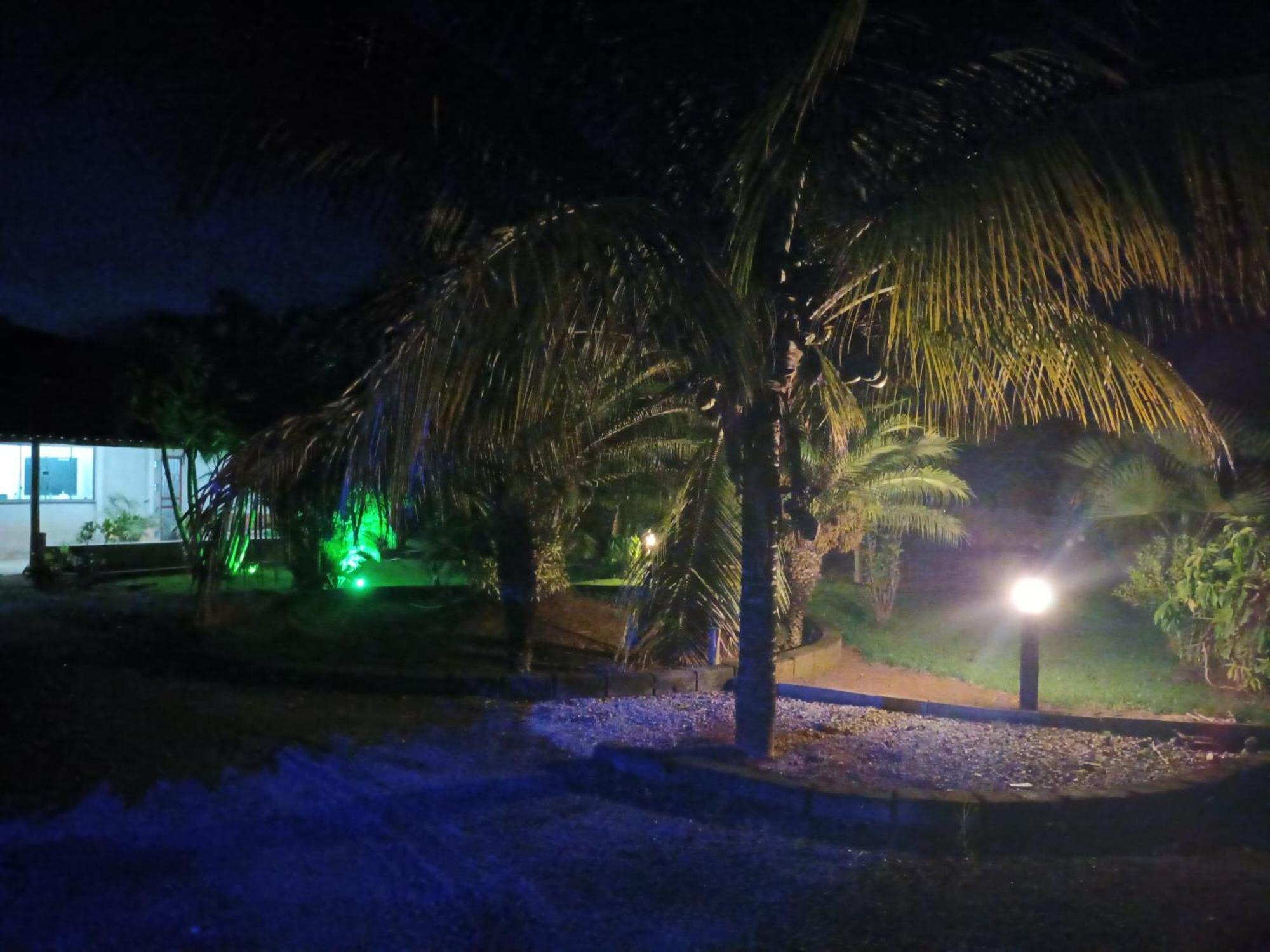 Pousada Chacara Familia H Caratinga Экстерьер фото